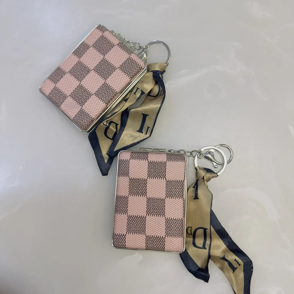 Pinteresty Mirror keychain