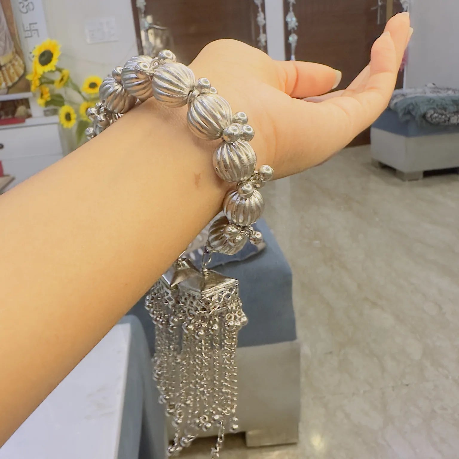 Oxidised bracelet latkan