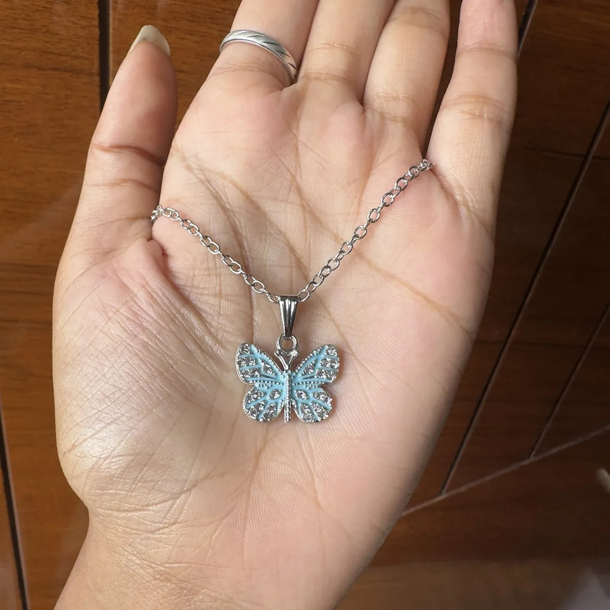 Elegant Butterfly🦋