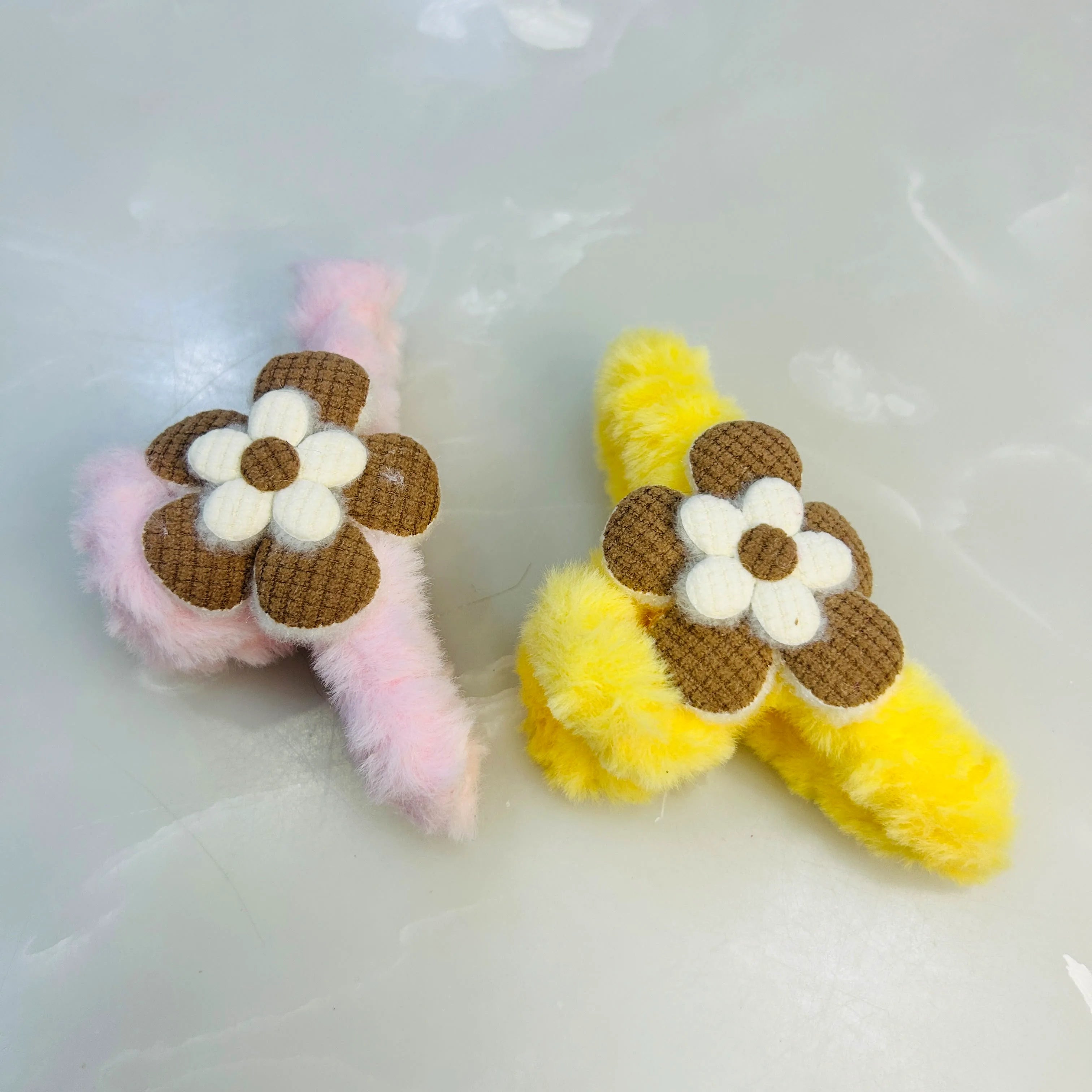 Fluffy Claw(1pc)