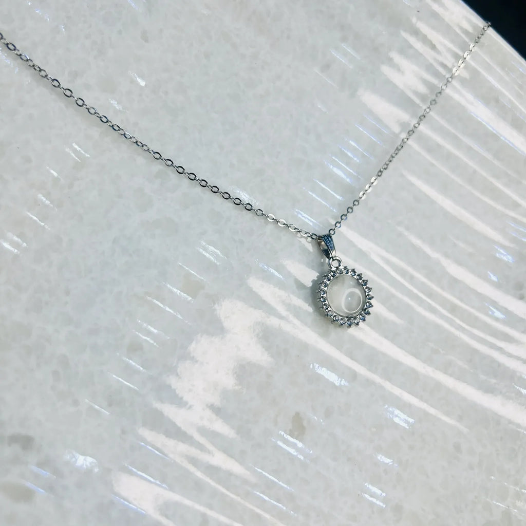 Moon love