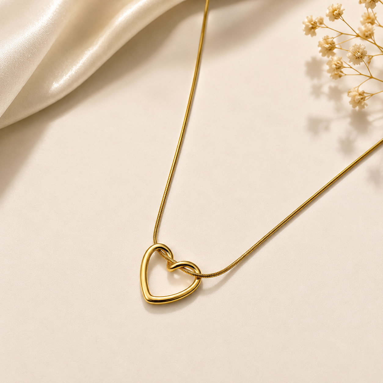 Minimal Heart Necklace♥️
