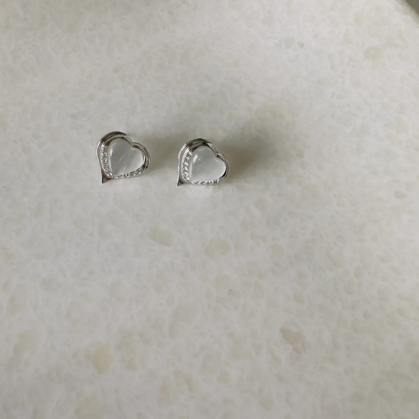 Heart pearl studs