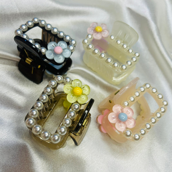 Beaded Flower Clutch(1pc)