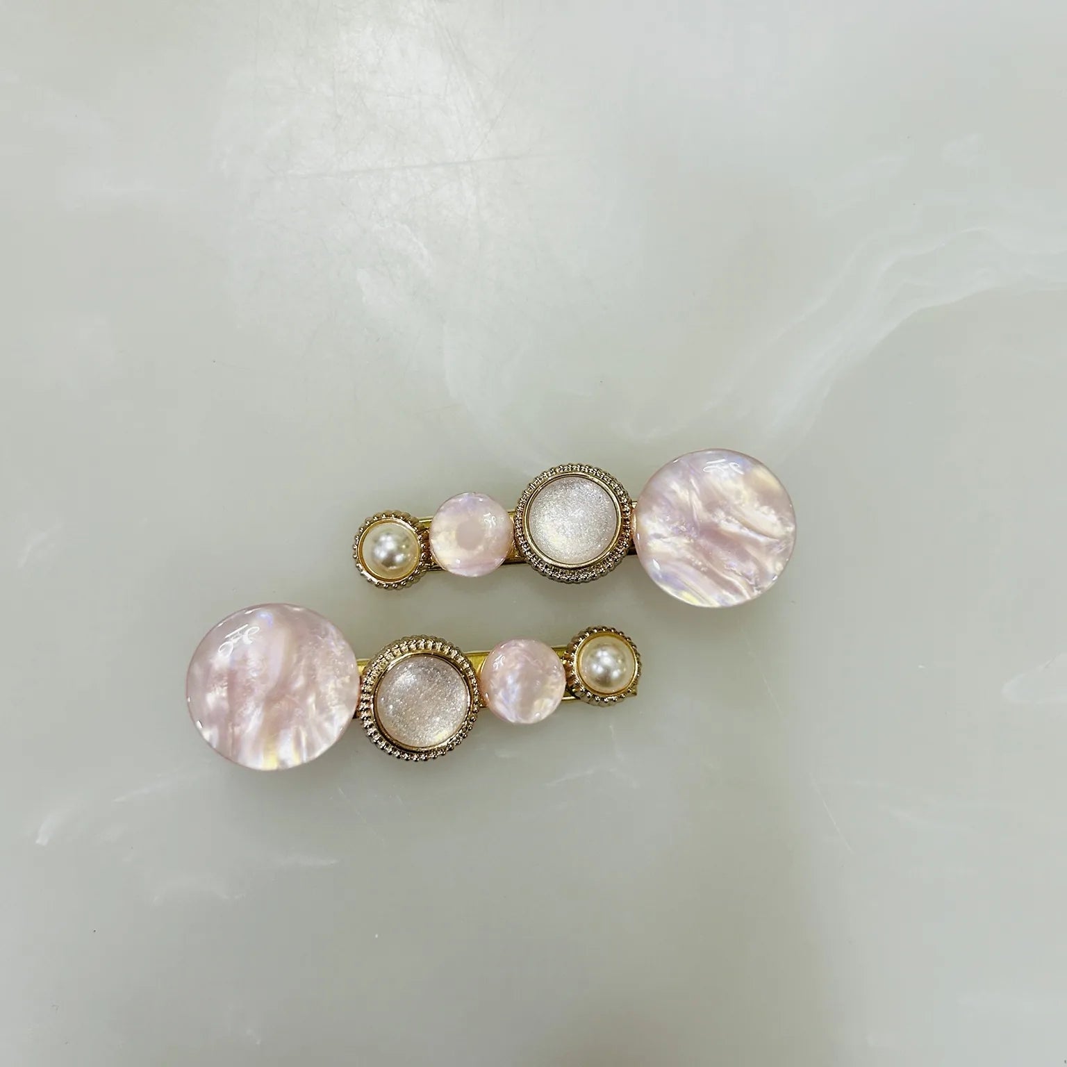 Pearl hairclip